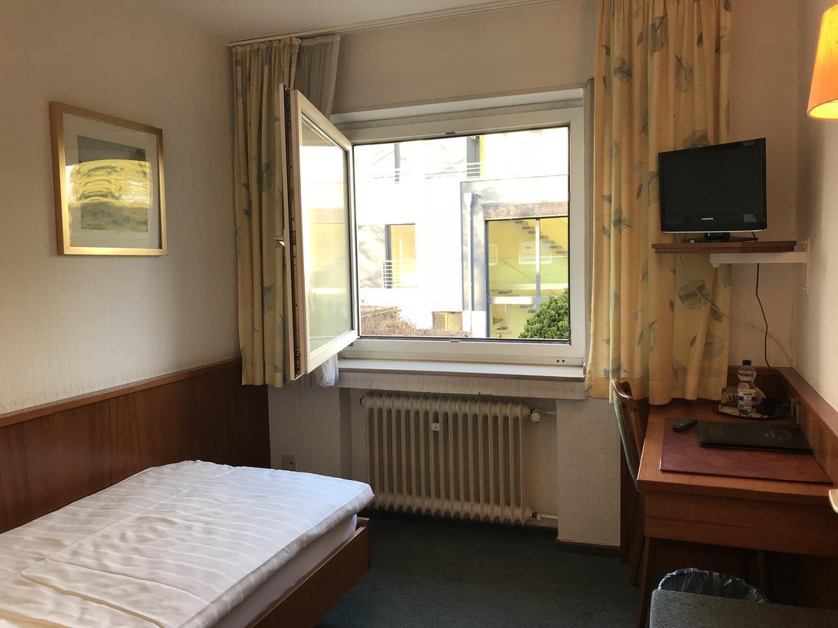 Hotel Marienhof Duesseldorf Neuss Bagian luar foto